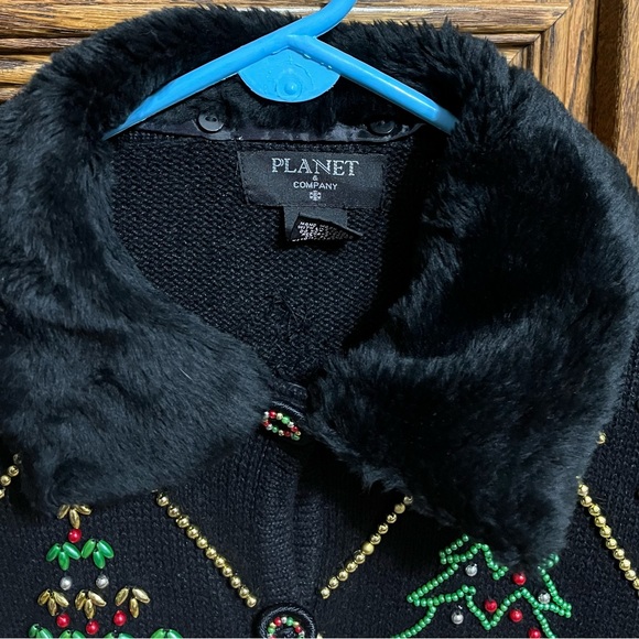 Planet & Company black Christmas sweater, petite medium, smoke free, worn once - Picture 6 of 7